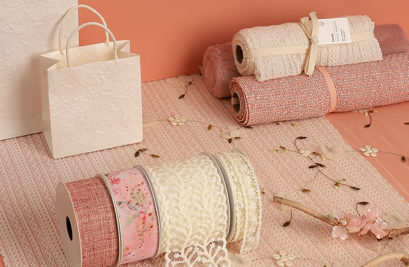 Flower foison trend theme for spring summer 2023